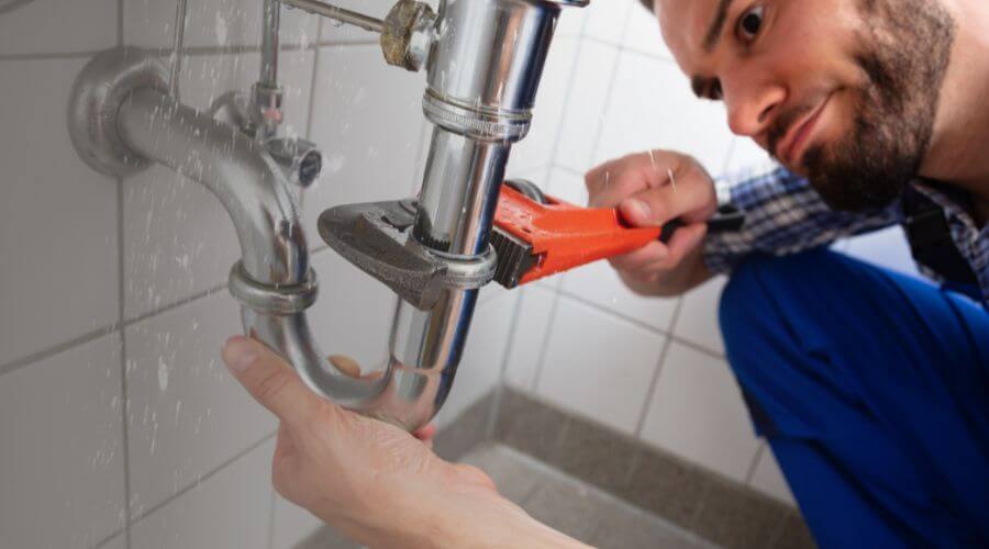 Professional same day plumber services in Johnston City, IL